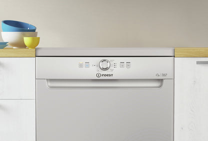 INDESIT LAVASTOVIGLIE D2F HK26 S SILVER ,14 coperti (E)